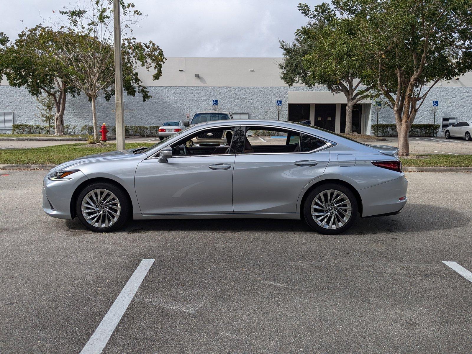 2022 Lexus ES 350 Vehicle Photo in West Palm Beach, FL 33417