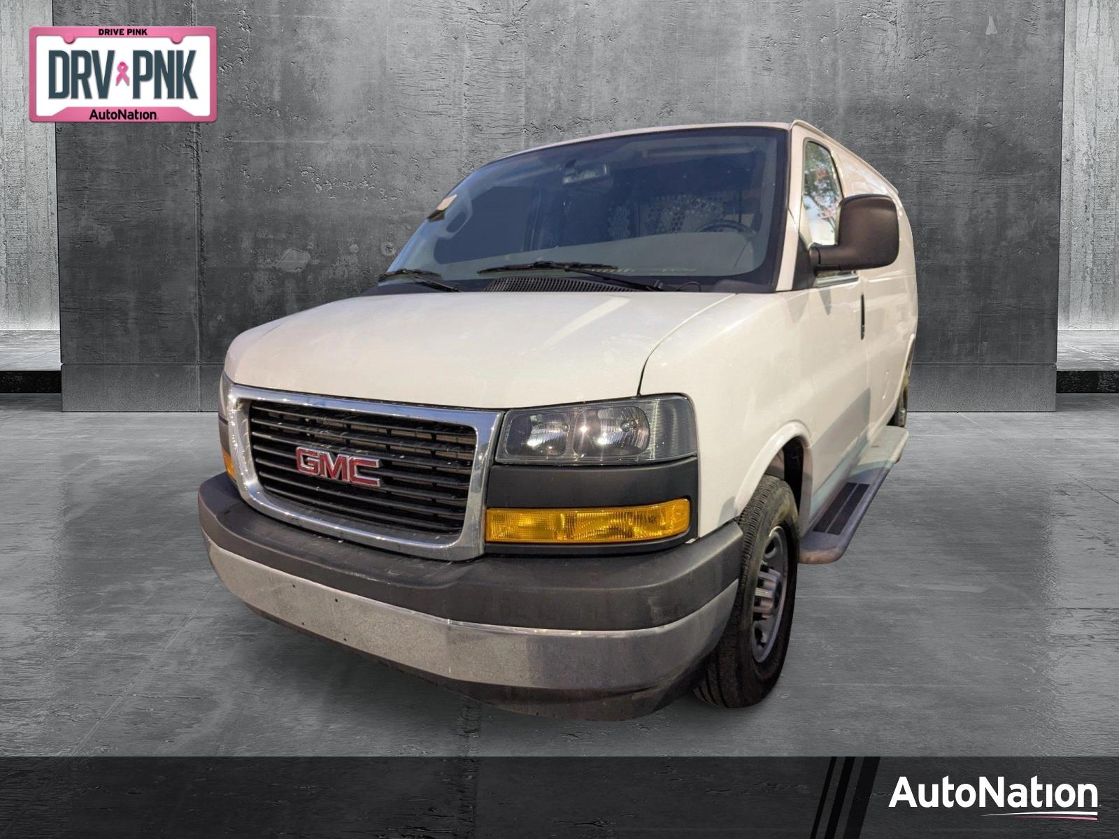 2022 GMC Savana Cargo 2500 Vehicle Photo in MIAMI, FL 33134-2699