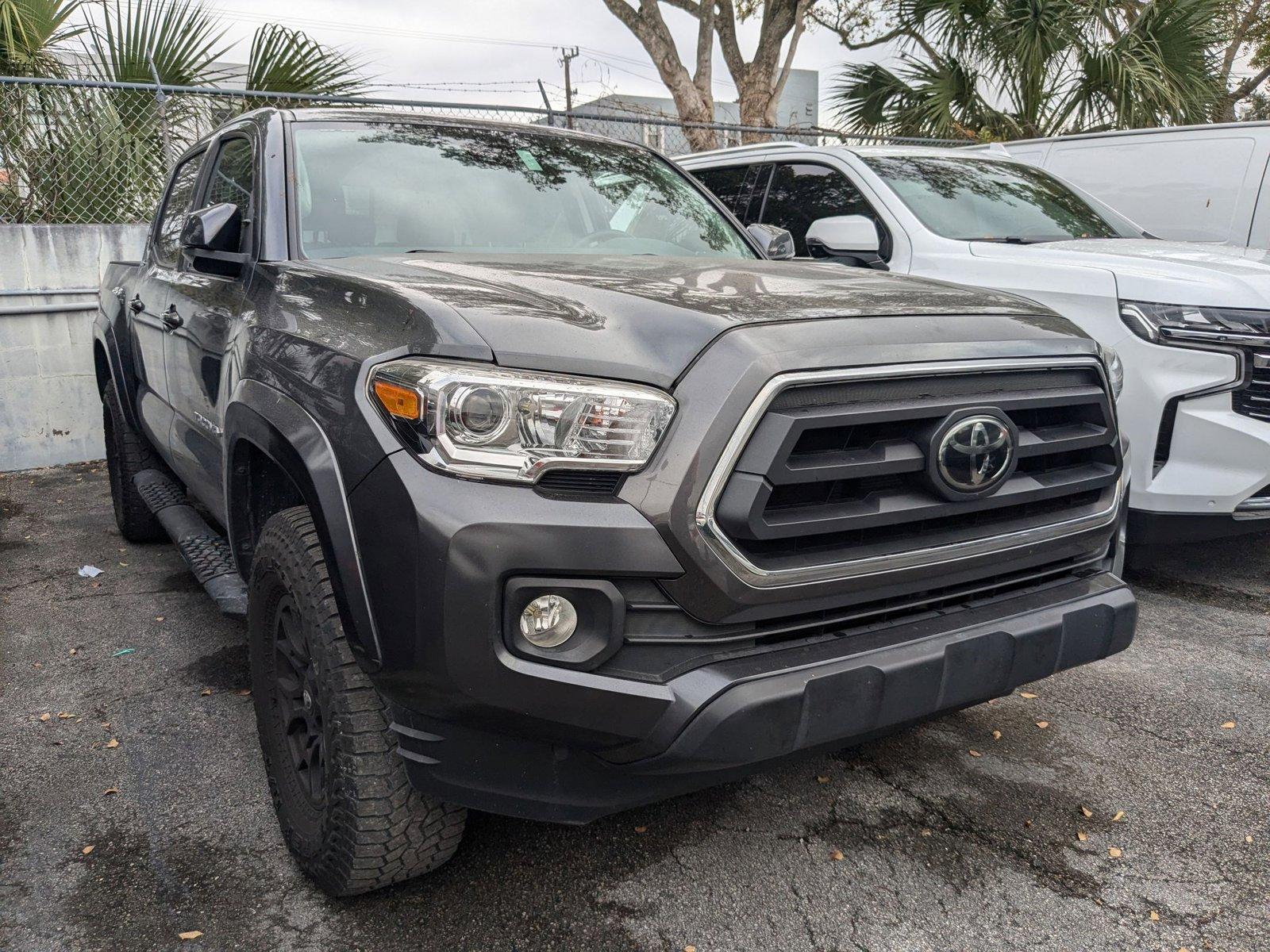 2022 Toyota Tacoma 2WD Vehicle Photo in MIAMI, FL 33134-2699