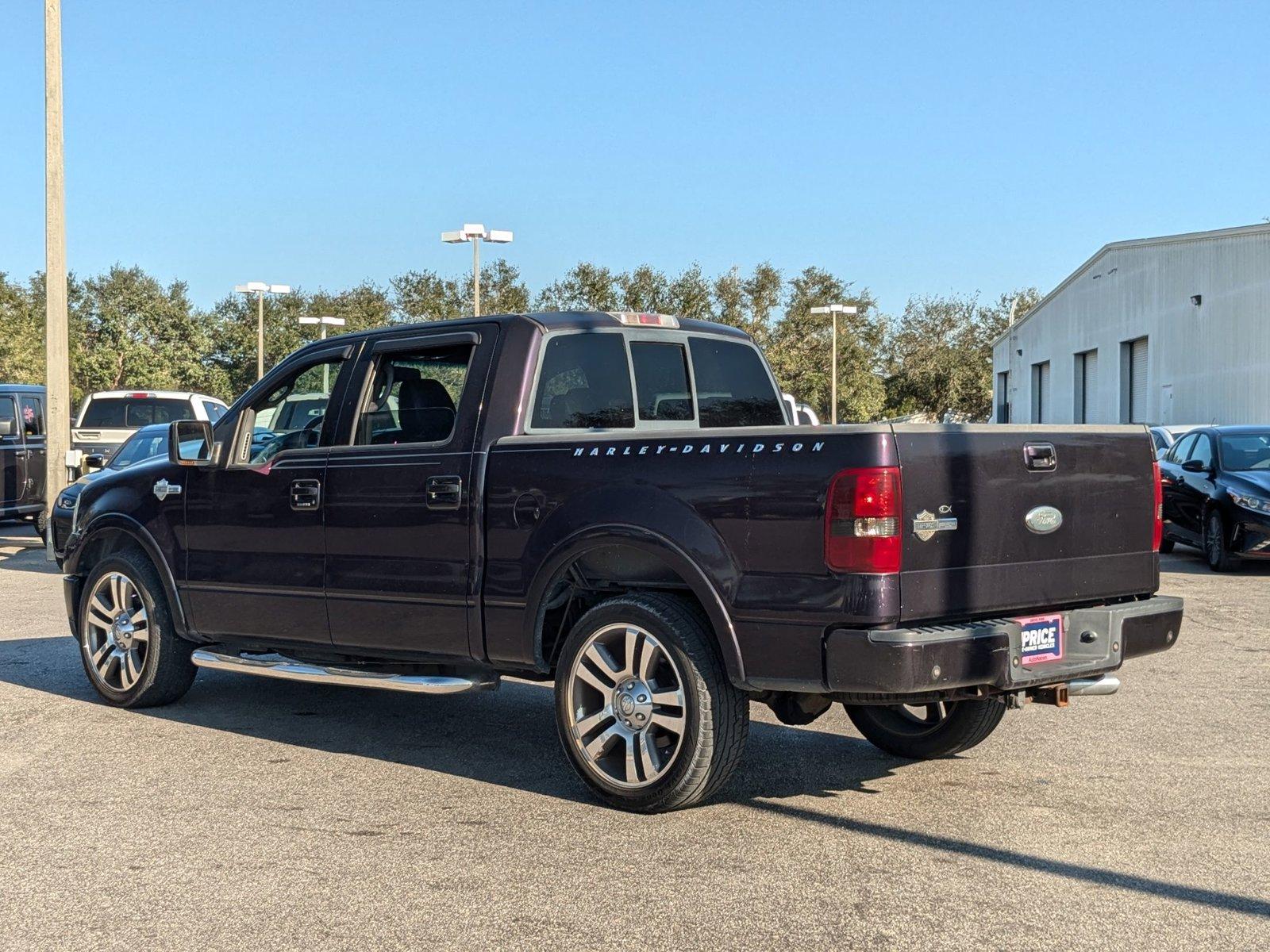 2007 Ford F-150 Vehicle Photo in St. Petersburg, FL 33713