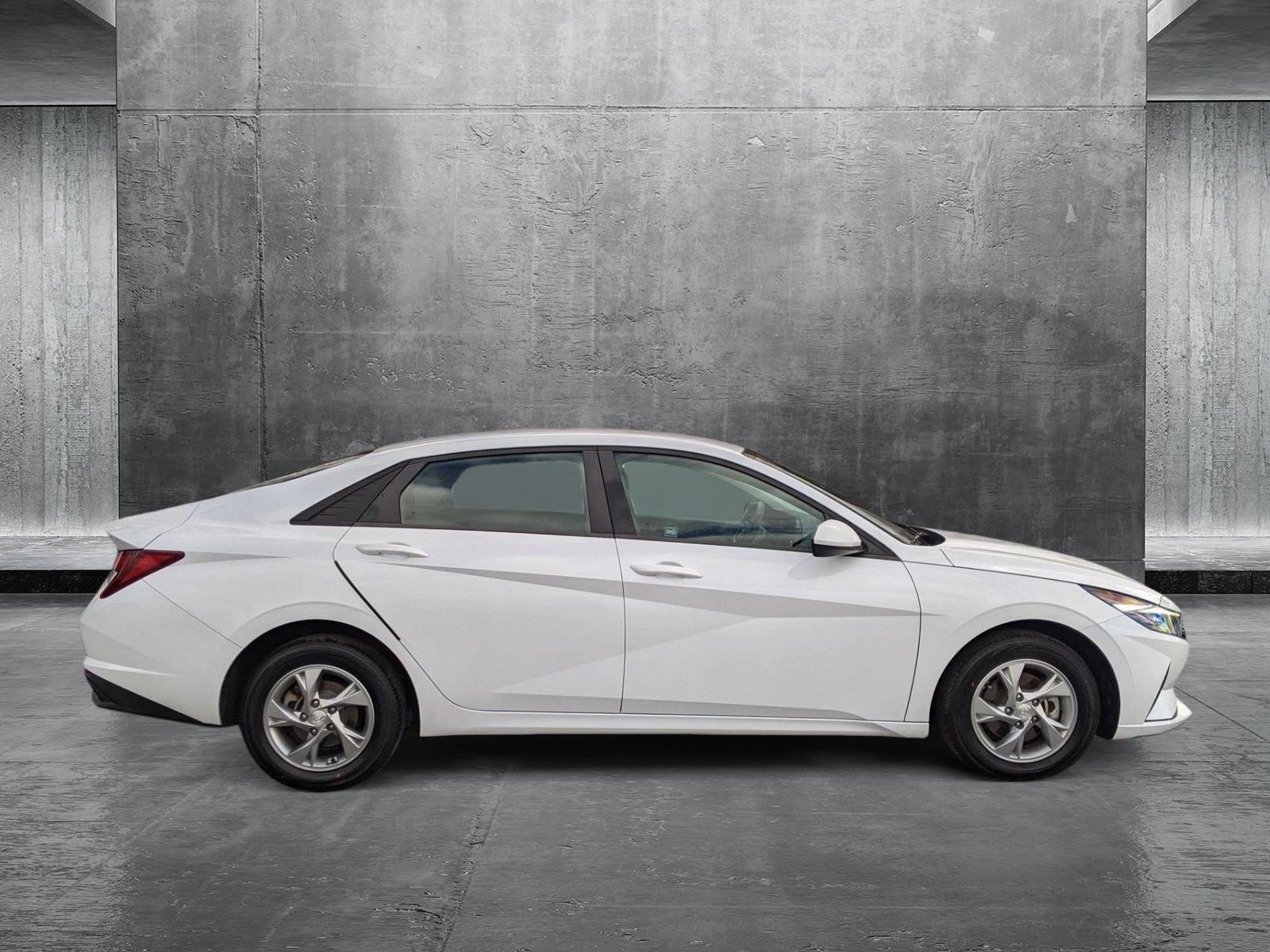 2022 Hyundai ELANTRA Vehicle Photo in Cockeysville, MD 21030