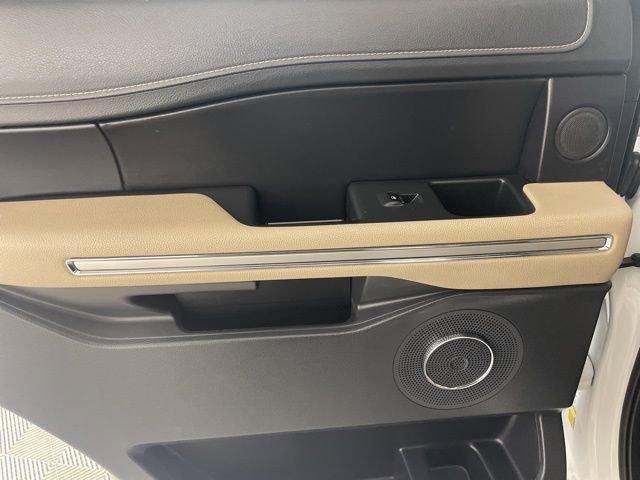 2023 Ford Expedition Vehicle Photo in PHOENIX, AZ 85014-3381