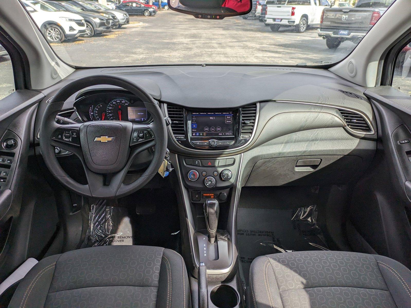 2020 Chevrolet Trax Vehicle Photo in GREENACRES, FL 33463-3207