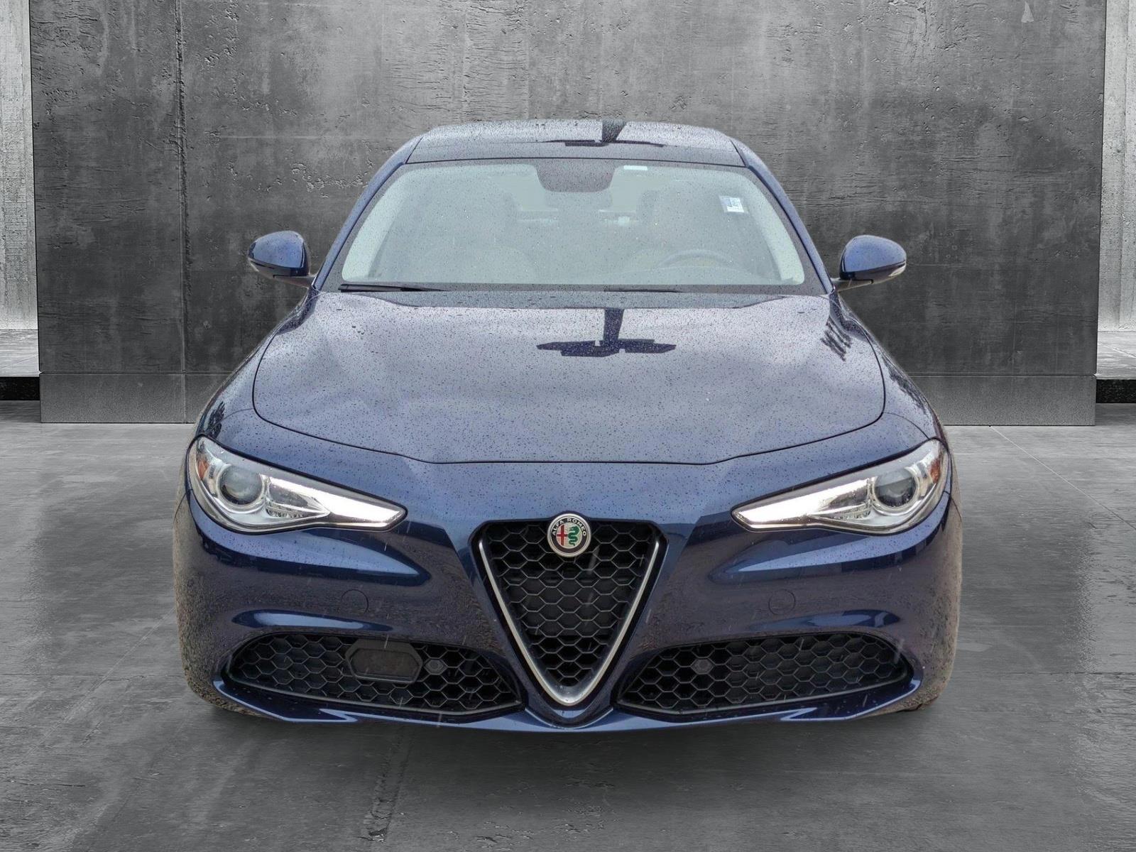 2017 Alfa Romeo Giulia Vehicle Photo in Bradenton, FL 34207