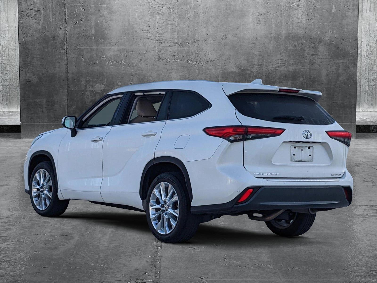 2020 Toyota Highlander Vehicle Photo in Davie, FL 33331