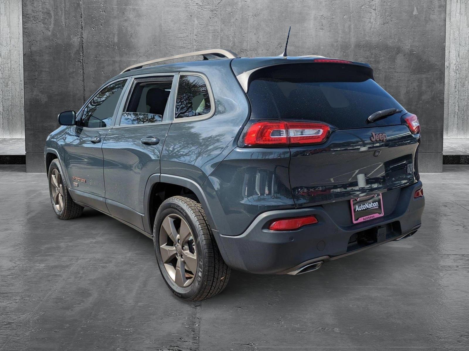 2017 Jeep Cherokee Vehicle Photo in Jacksonville, FL 32244