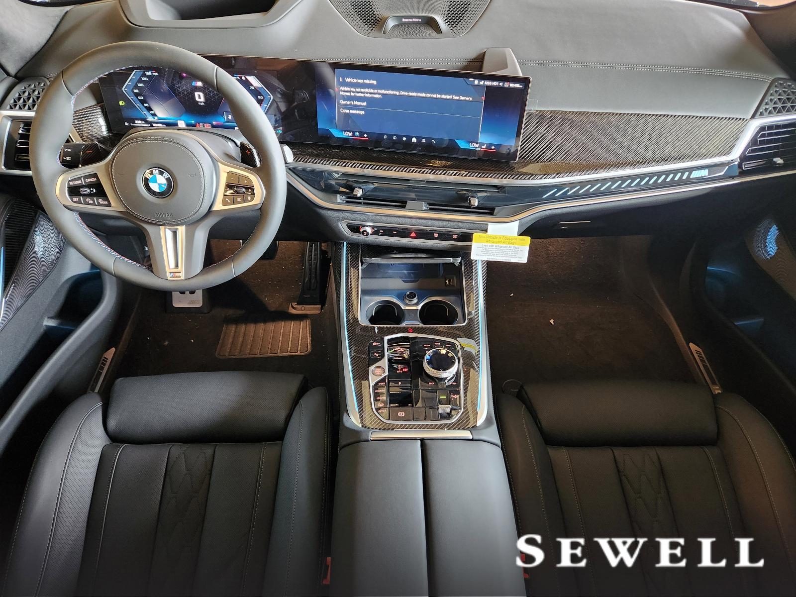 2025 BMW X7 M60i Vehicle Photo in PLANO, TX 75024