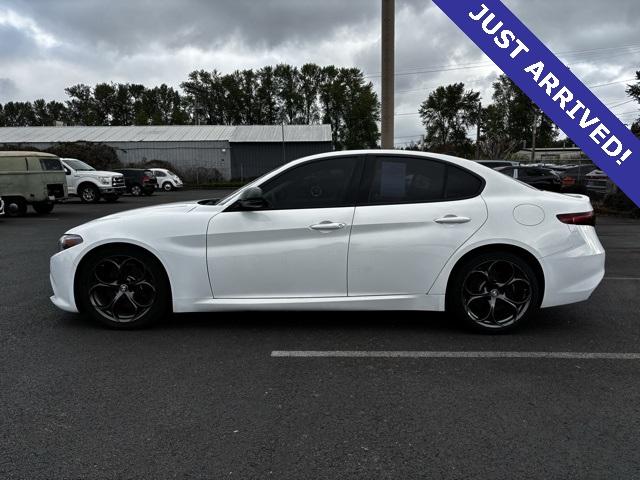 2019 Alfa Romeo Giulia Vehicle Photo in Puyallup, WA 98371