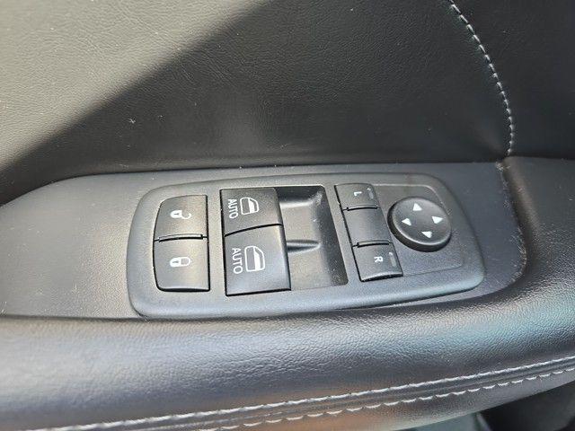 2016 Dodge Challenger Vehicle Photo in Pleasant Hills, PA 15236