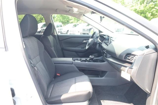 2025 Nissan Rogue Vehicle Photo in Hazelwood, MO 63042