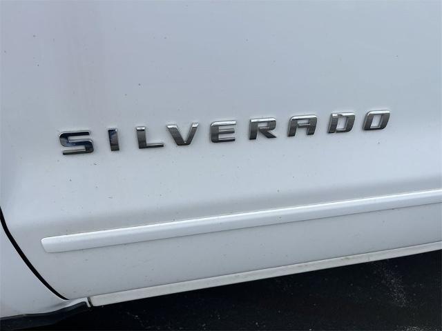 2017 Chevrolet Silverado 1500 Vehicle Photo in TULLY, NY 13159-3159