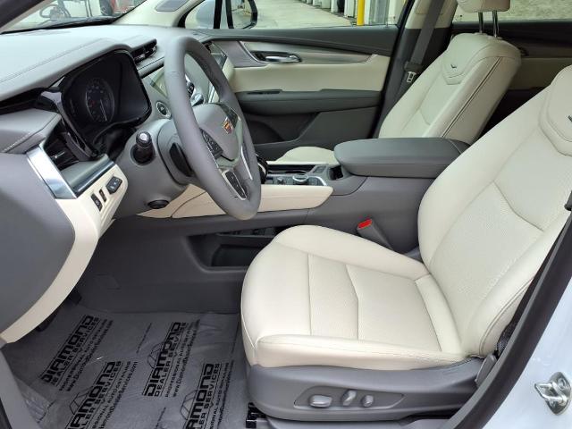 2025 Cadillac XT5 Vehicle Photo in Tampa, FL 33612