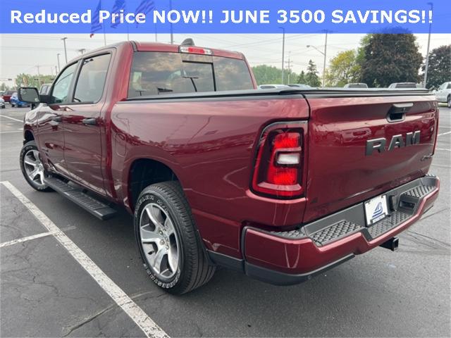 2025 Ram 1500 Vehicle Photo in GREEN BAY, WI 54304-5303