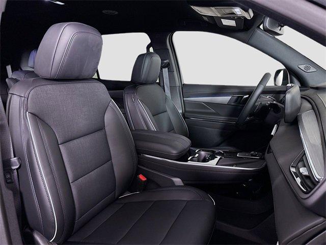 2025 Buick Enclave Vehicle Photo in PUYALLUP, WA 98371-4149