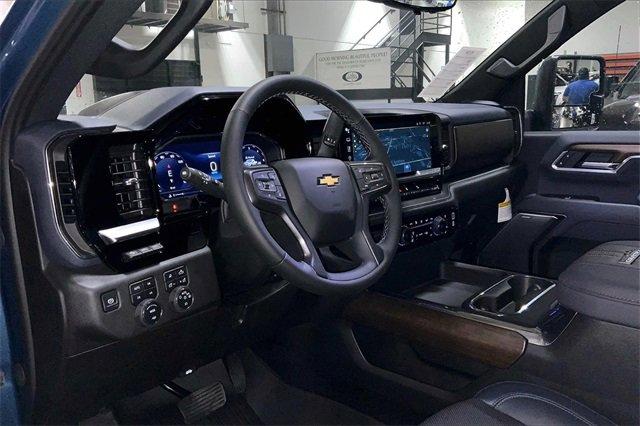2025 Chevrolet Silverado 2500 HD Vehicle Photo in KANSAS CITY, MO 64114-4502