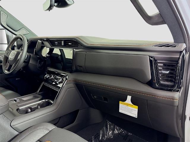 2025 GMC Sierra 3500 HD Vehicle Photo in PUYALLUP, WA 98371-4149