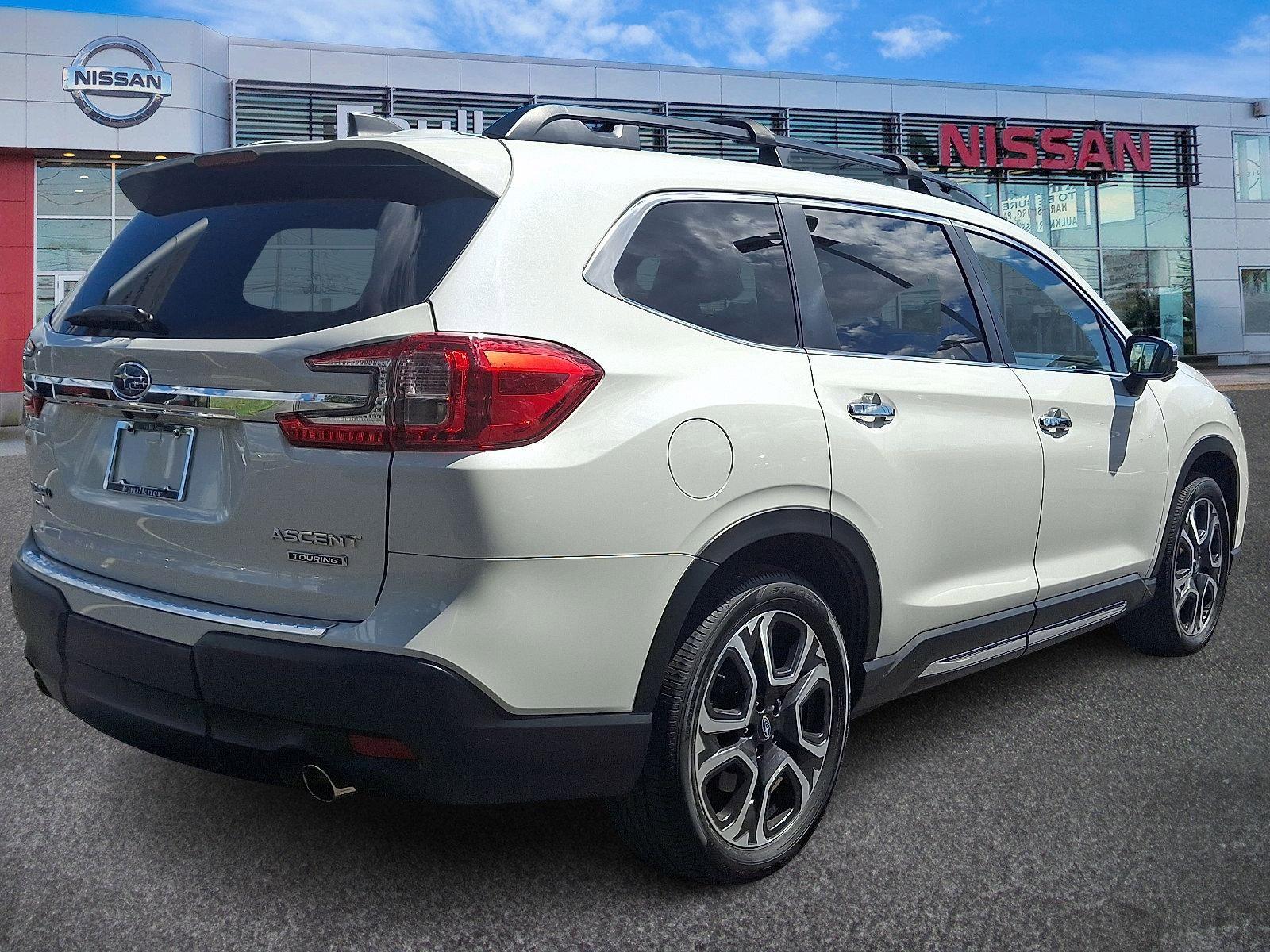 2023 Subaru Ascent Vehicle Photo in Harrisburg, PA 17111-1033