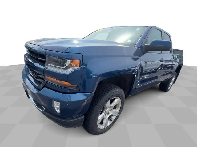 2017 Chevrolet Silverado 1500 Vehicle Photo in MASSENA, NY 13662-2255