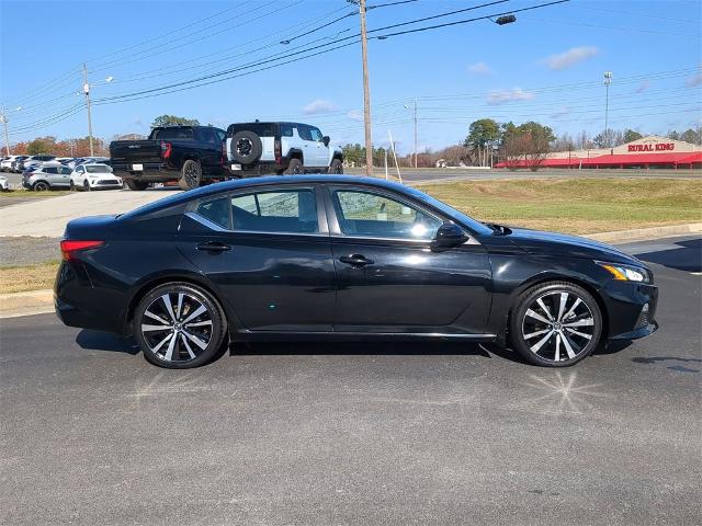 Used 2022 Nissan Altima SR with VIN 1N4BL4CV6NN362347 for sale in Albertville, AL