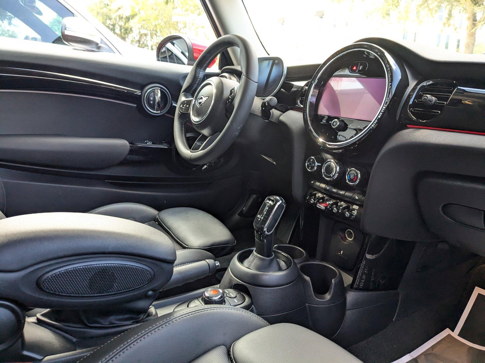 2022 MINI Cooper S Hardtop 2 Door Vehicle Photo in Maitland, FL 32751