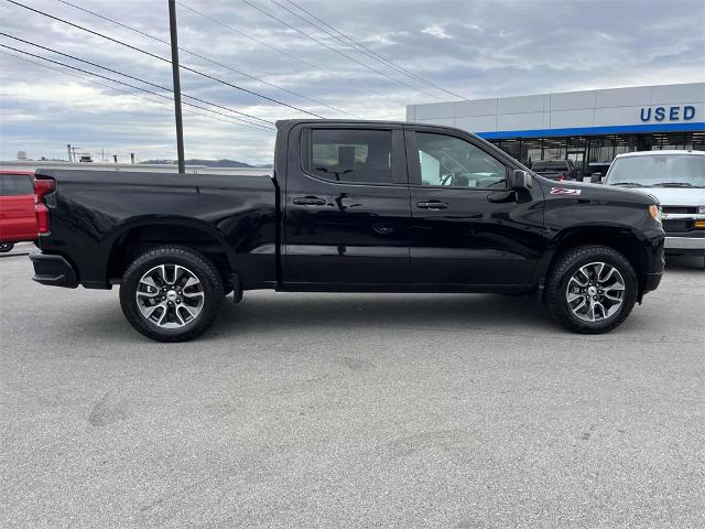 2022 Chevrolet Silverado 1500 Vehicle Photo in ALCOA, TN 37701-3235