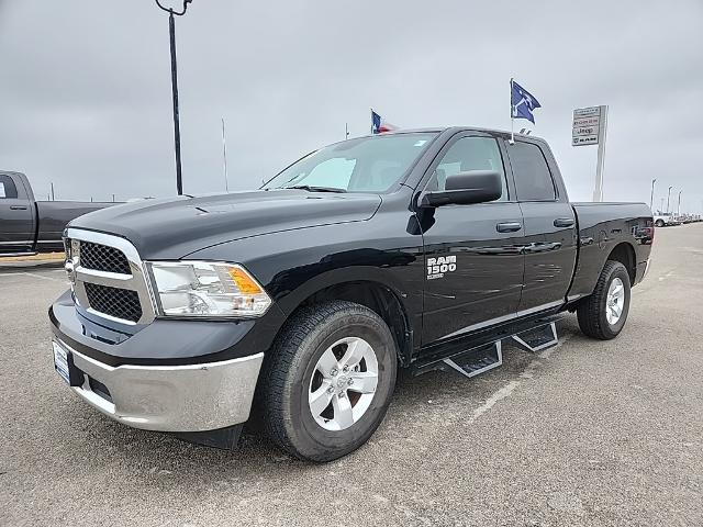 2022 Ram 1500 Classic Vehicle Photo in EASTLAND, TX 76448-3020