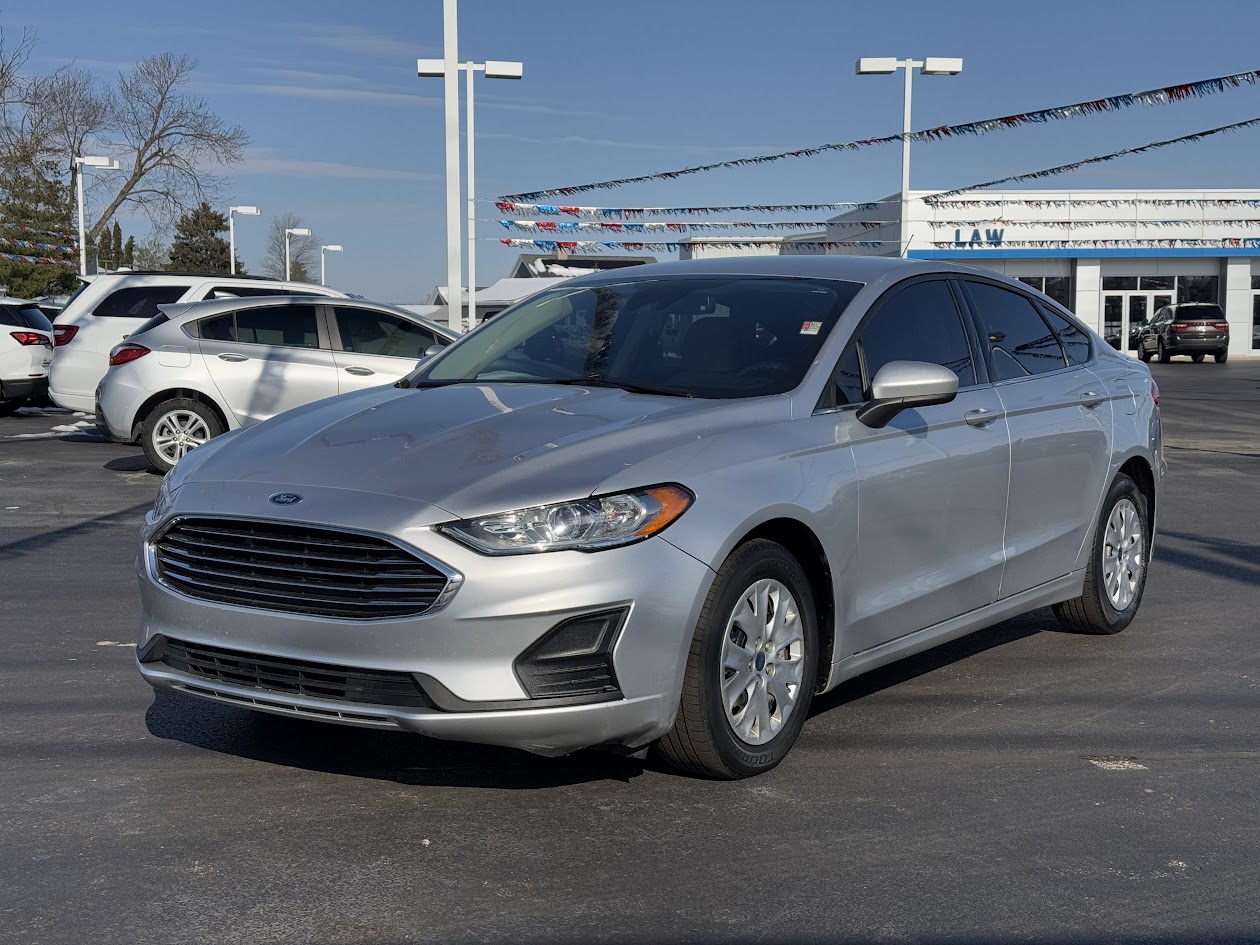 2019 Ford Fusion Vehicle Photo in BOONVILLE, IN 47601-9633