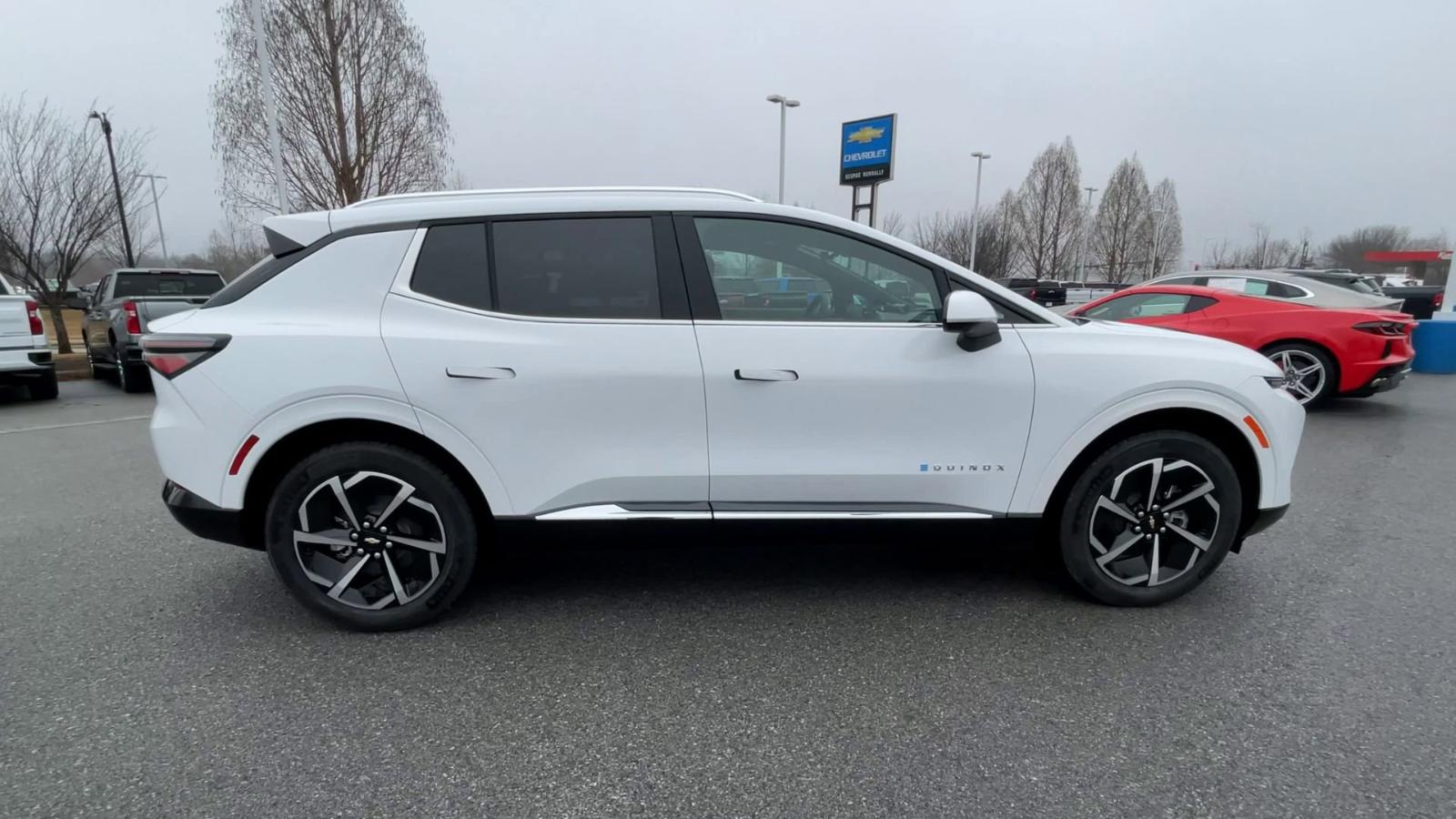 2025 Chevrolet Equinox EV Vehicle Photo in BENTONVILLE, AR 72712-4322