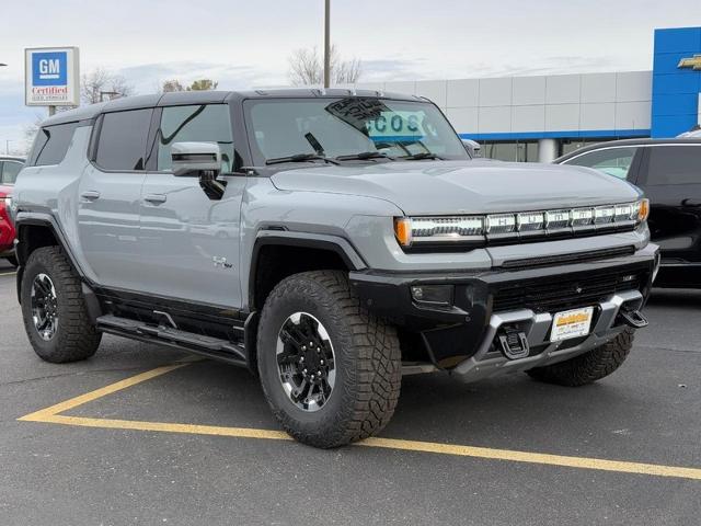 2024 GMC HUMMER EV SUV Vehicle Photo in COLUMBIA, MO 65203-3903