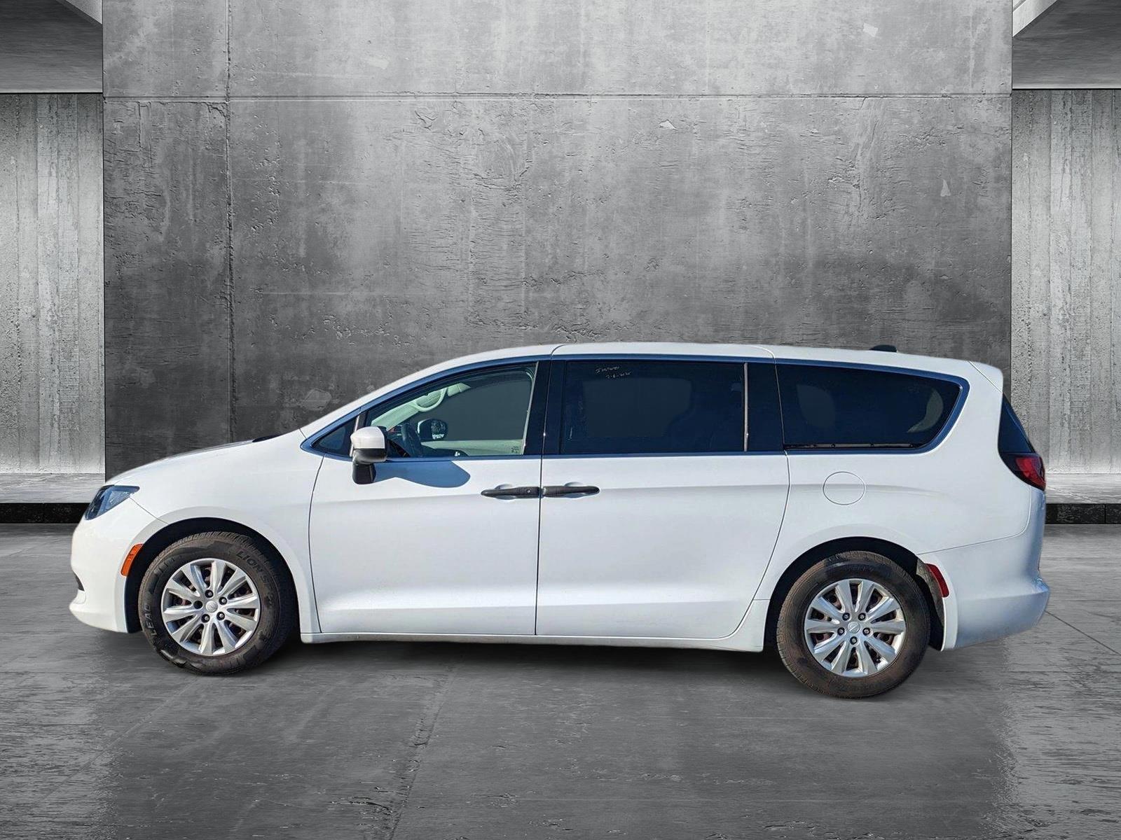 2018 Chrysler Pacifica Vehicle Photo in WEST PALM BEACH, FL 33407-3296