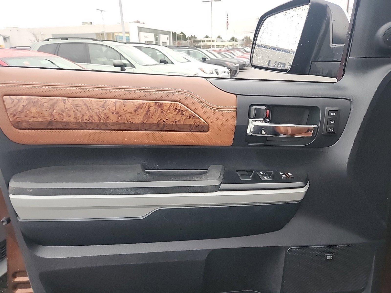2016 Toyota Tundra 4WD Truck Vehicle Photo in Mechanicsburg, PA 17050