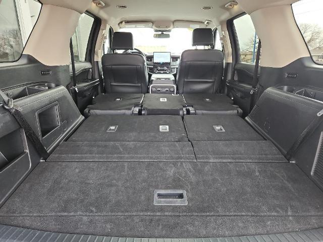 2024 Ford Expedition Vehicle Photo in HAYS, KS 67601-1994