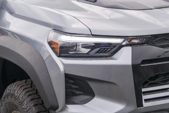 2025 Chevrolet Colorado Vehicle Photo in VENTURA, CA 93003-8585