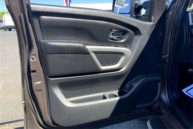 2019 Nissan Titan Vehicle Photo in TOPEKA, KS 66609-0000