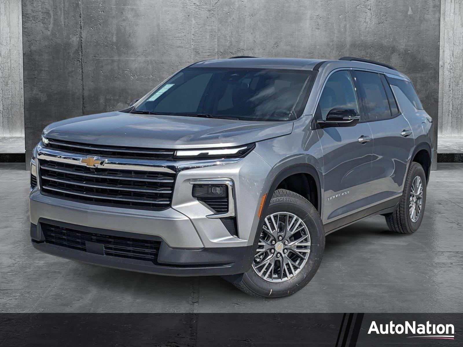 2025 Chevrolet Traverse Vehicle Photo in MIAMI, FL 33172-3015