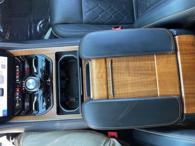 2024 Jeep Grand Wagoneer Vehicle Photo in MEDINA, OH 44256-9631
