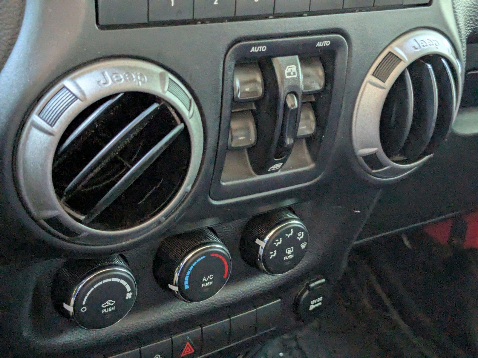 2017 Jeep Wrangler Unlimited Vehicle Photo in Tampa, FL 33614