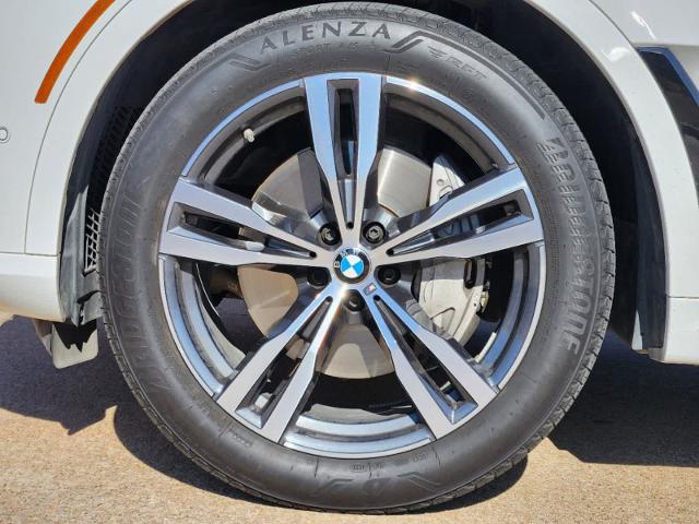 2024 BMW X7 xDrive40i Vehicle Photo in PLANO, TX 75024