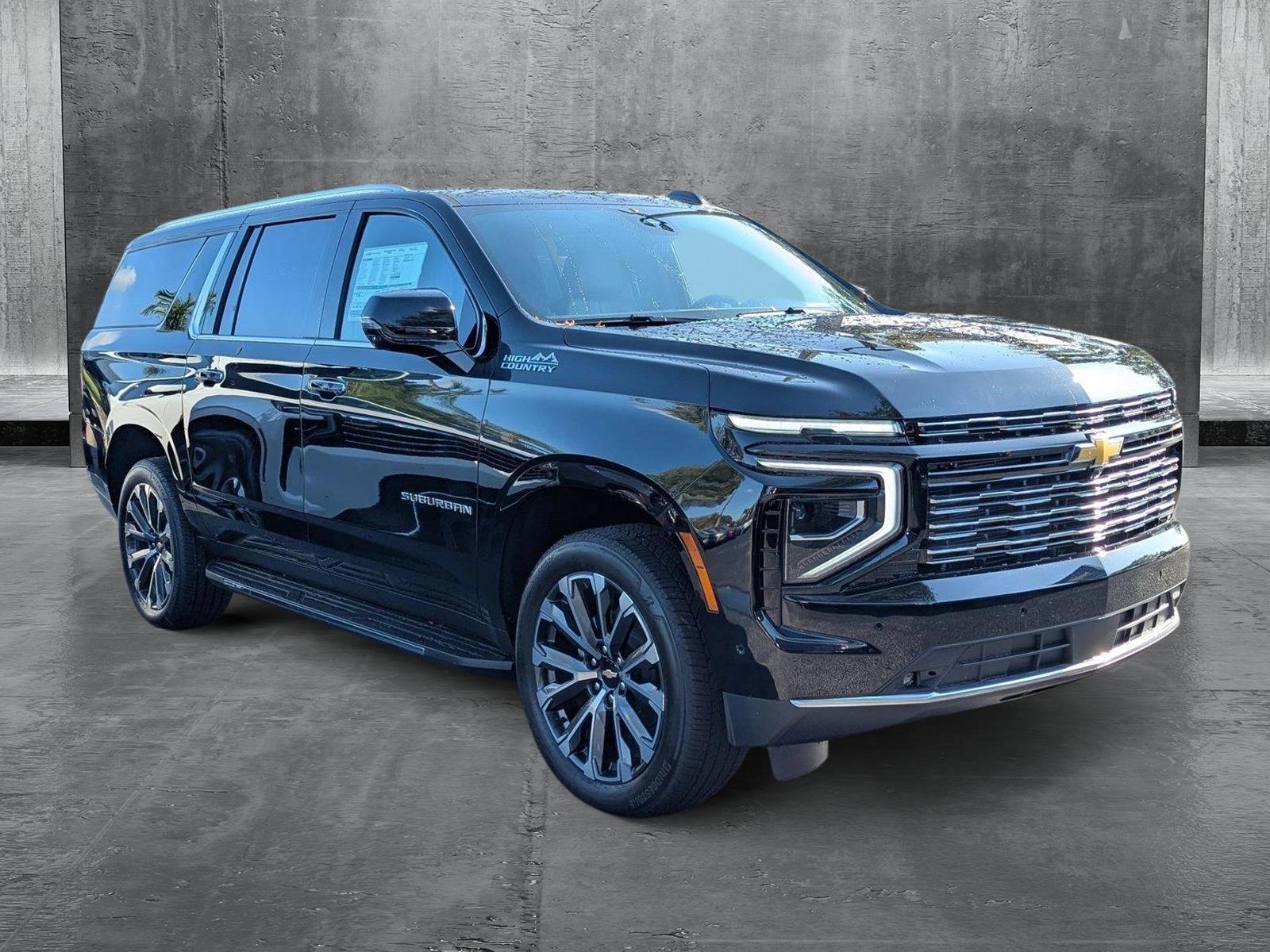 2025 Chevrolet Suburban Vehicle Photo in PEMBROKE PINES, FL 33024-6534