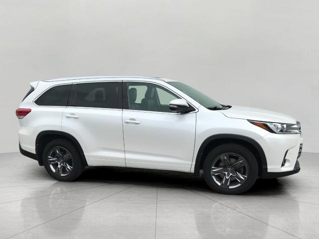 2018 Toyota Highlander Vehicle Photo in GREEN BAY, WI 54303-3330