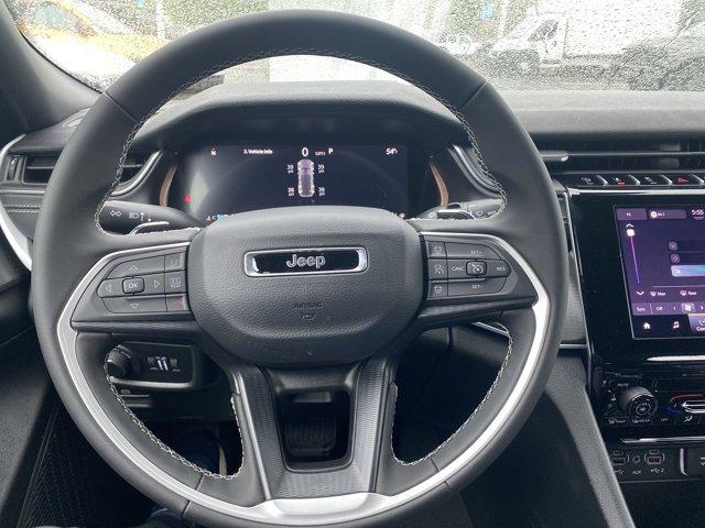 2025 Jeep Grand Cherokee Vehicle Photo in Doylsetown, PA 18901