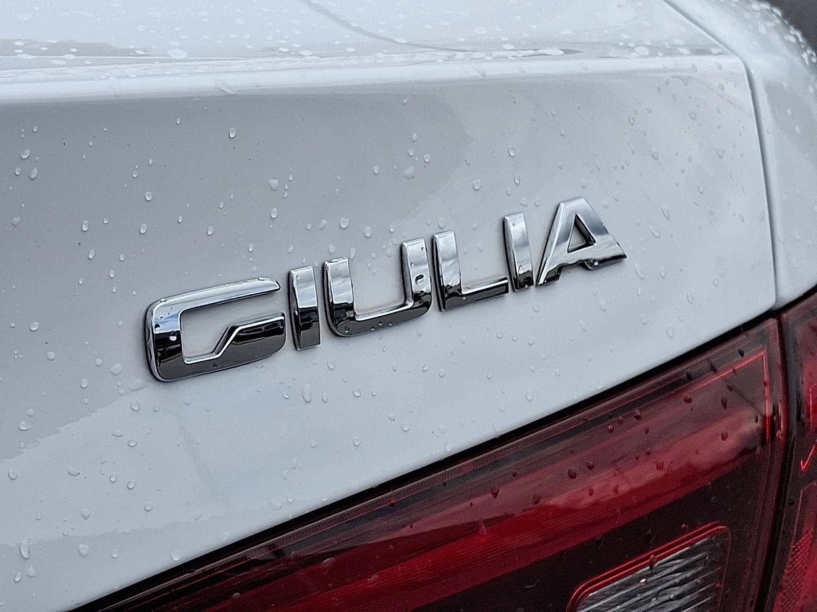 2022 Alfa Romeo Giulia Vehicle Photo in Mechanicsburg, PA 17050