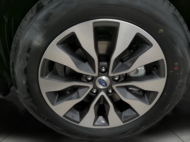 2025 Subaru Outback Vehicle Photo in Green Bay, WI 54304
