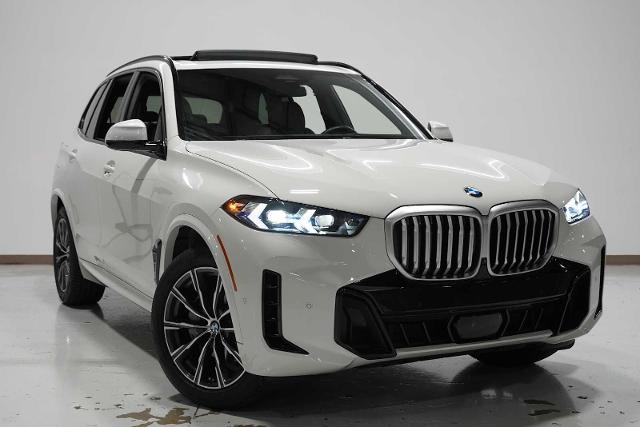2024 BMW X5 sDrive40i Vehicle Photo in GRAPEVINE, TX 76051