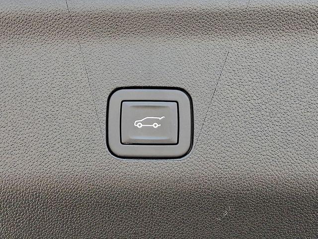 2024 Cadillac Escalade Vehicle Photo in DANBURY, CT 06810-5034