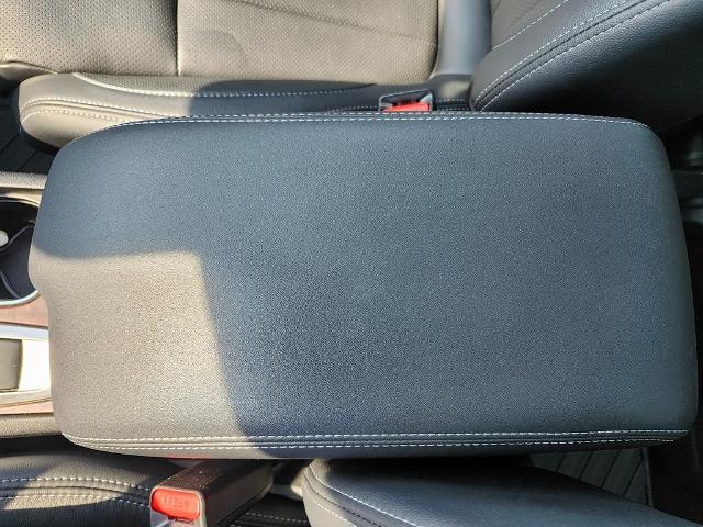 2023 Subaru Ascent Vehicle Photo in GREEN BAY, WI 54304-5303