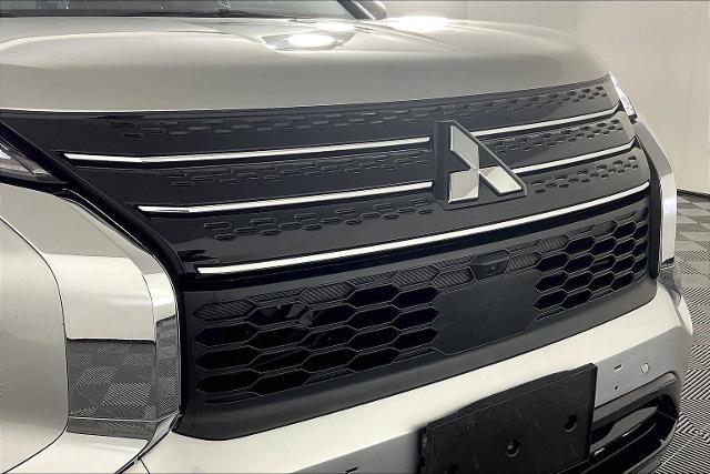 2024 Mitsubishi Outlander Plug-In Hybrid Vehicle Photo in Tulsa, OK 74129