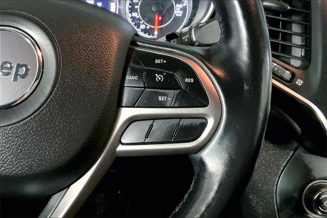 2021 Jeep Cherokee Vehicle Photo in Kansas City, MO 64114