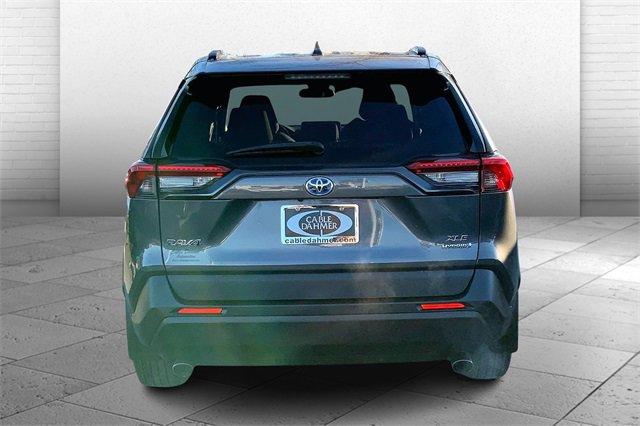 2019 Toyota RAV4 Vehicle Photo in INDEPENDENCE, MO 64055-1377