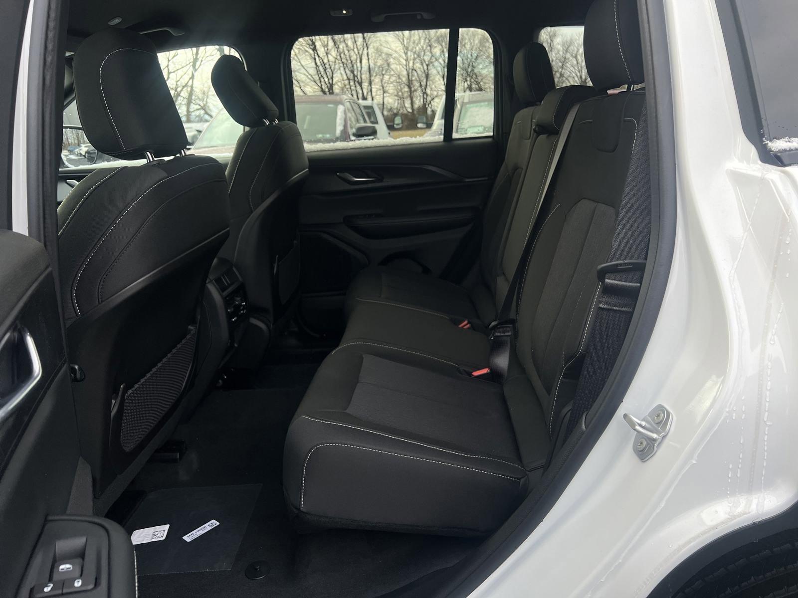 2025 Jeep Grand Cherokee Vehicle Photo in Mechanicsburg, PA 17050-1707
